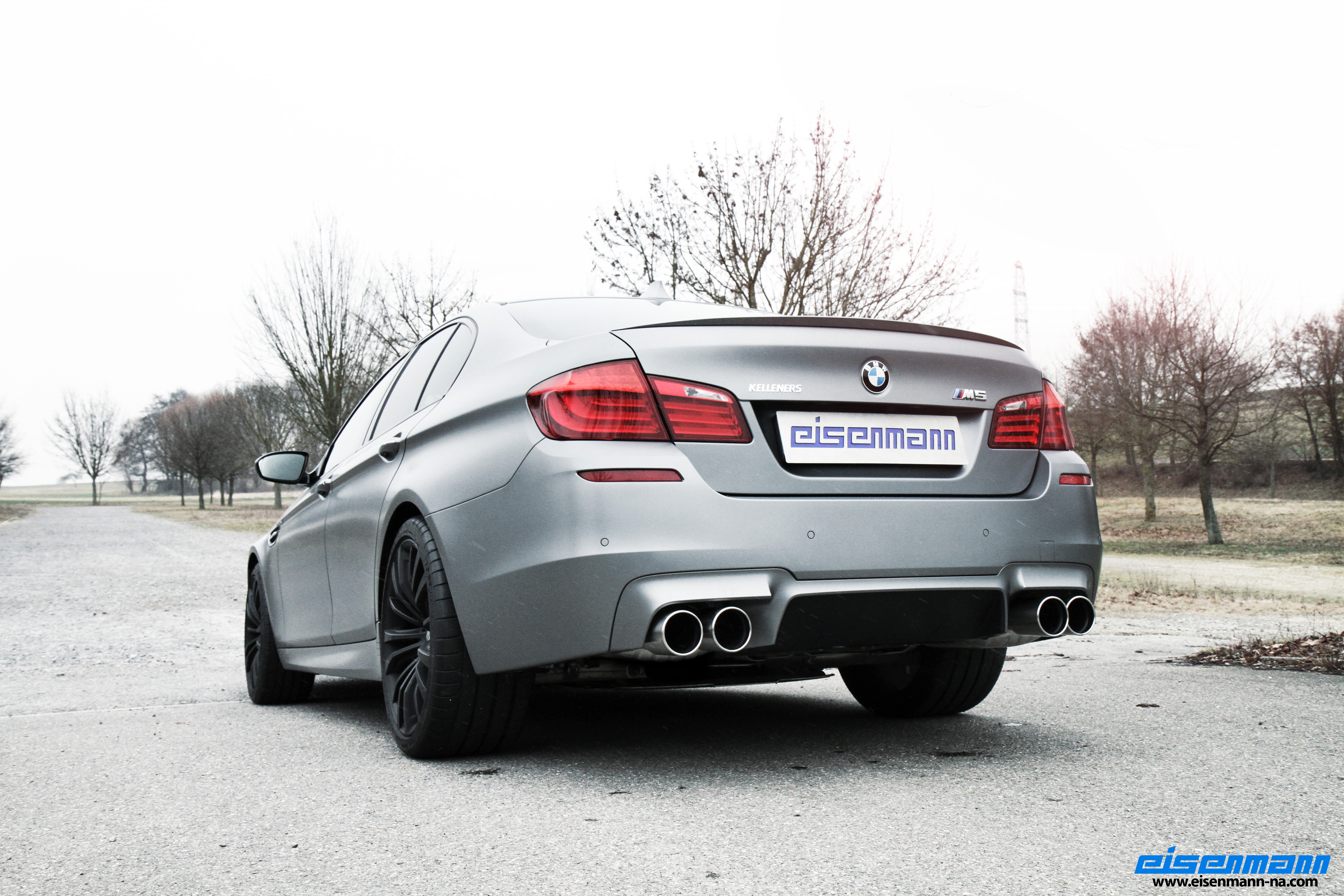 Rear Muffler BMW M 5 Series Sedan Exhaust Systems