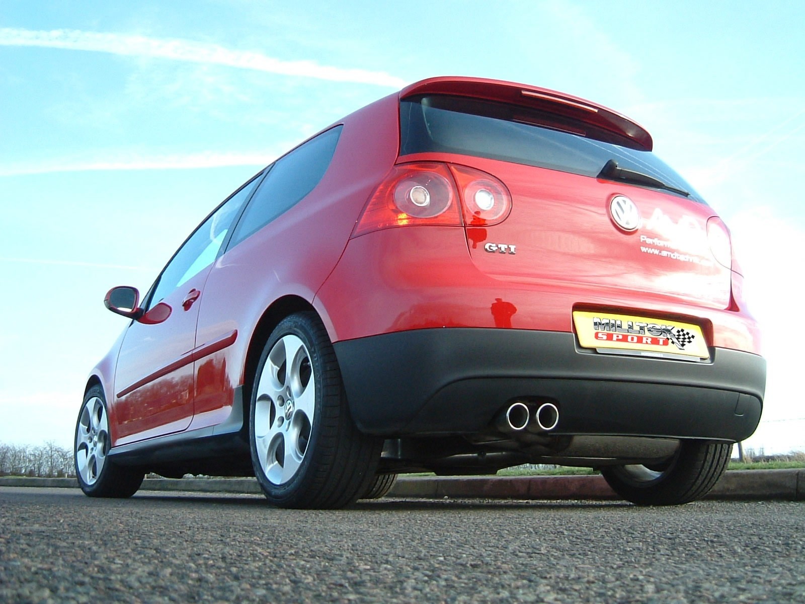 Milltek SEAT Leon 1P 2.0 TFSI 200-211pk FR cat-back systeem met